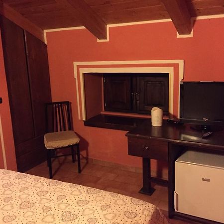 Il Casello Hotel Paola Quarto foto